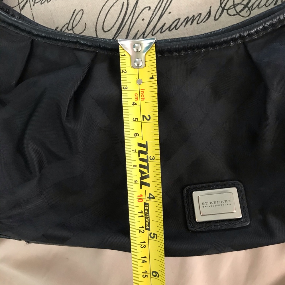 Burberry shoulder Bag - Picture 3 of 9